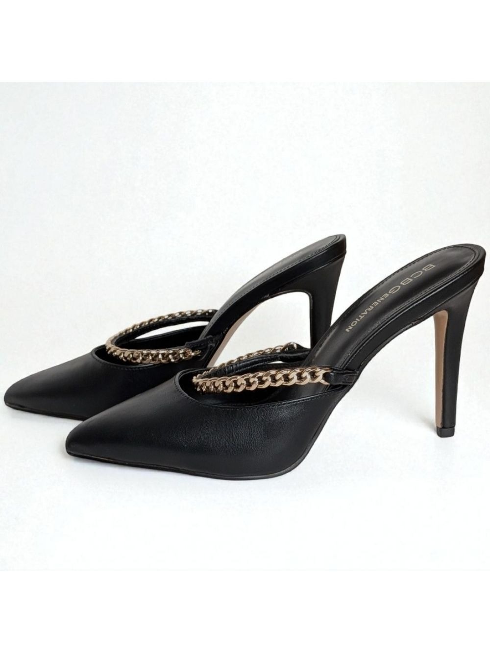 BCBGeneration Havinda Chain Mules Mismatched L 6.5 R 6 Black Heels